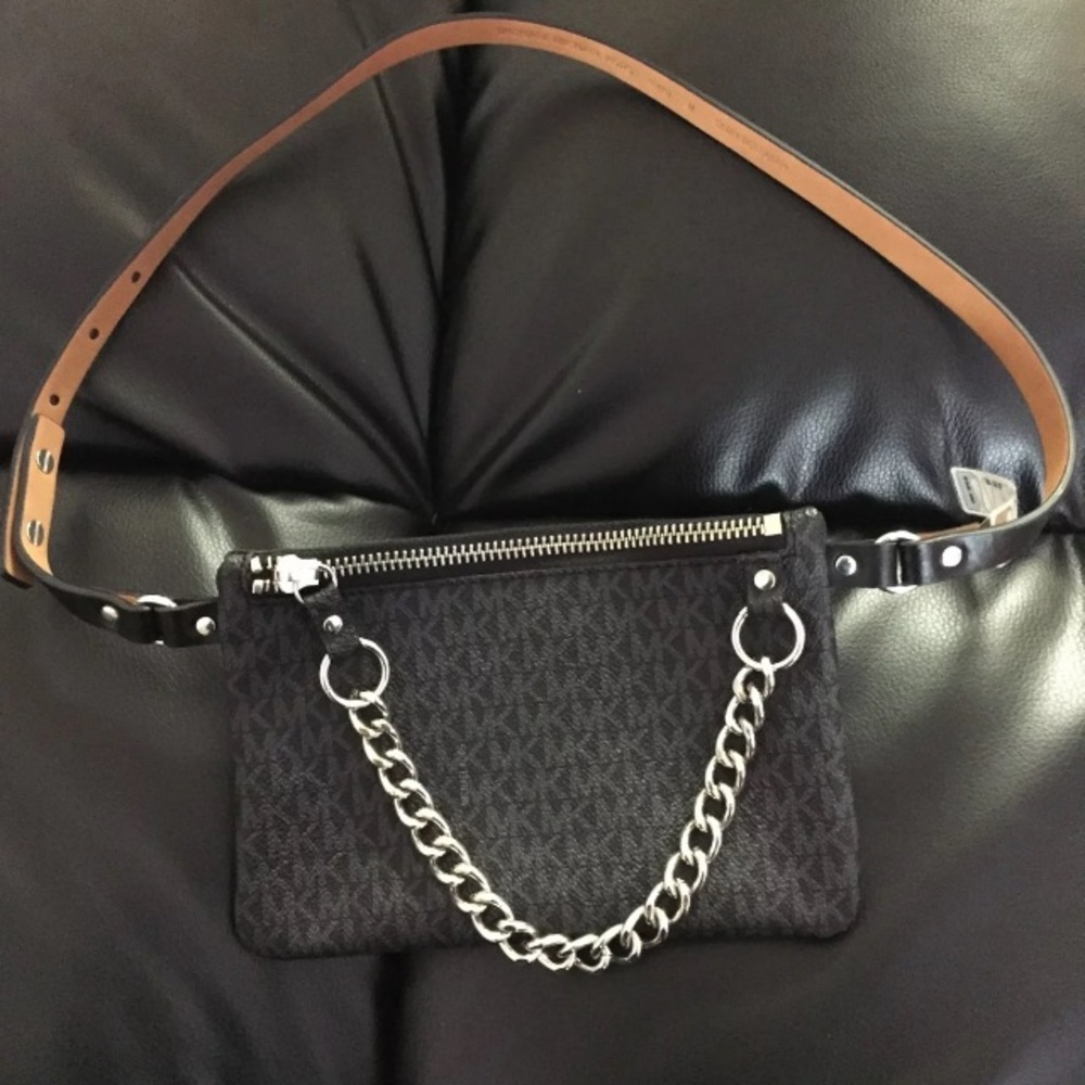 MICHAEL KORS BELT BAG
